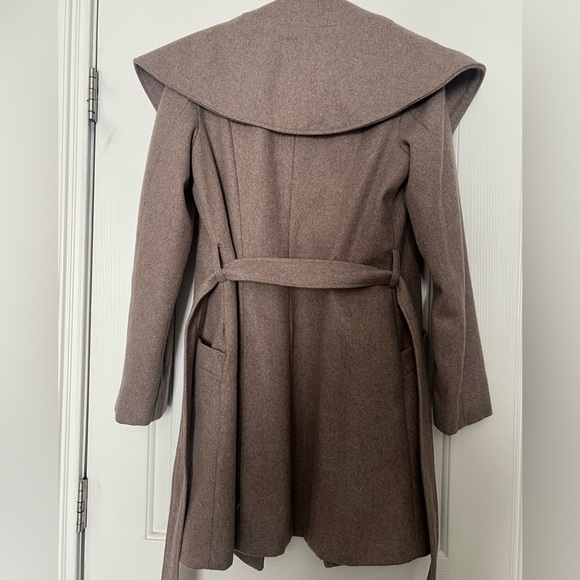 Women’s Wool Blend Merona Brown Tan Coat Jacket Peacoat Size Medium - Picture 2 of 6